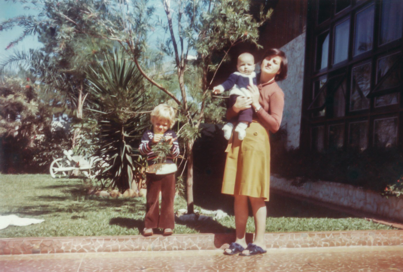 Esmeralda, Rodrigo e Sidney